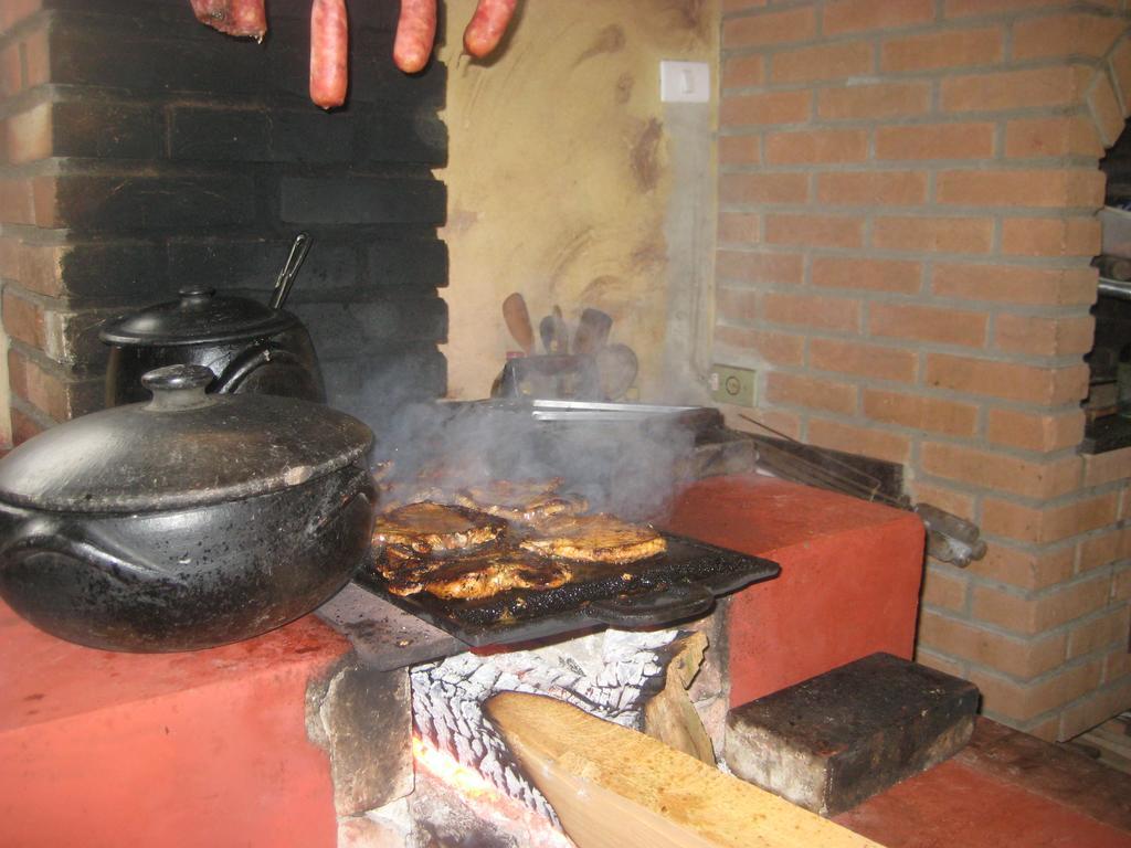 Pousada Recanto Dos Pinheiros Pilar do Sul エクステリア 写真
